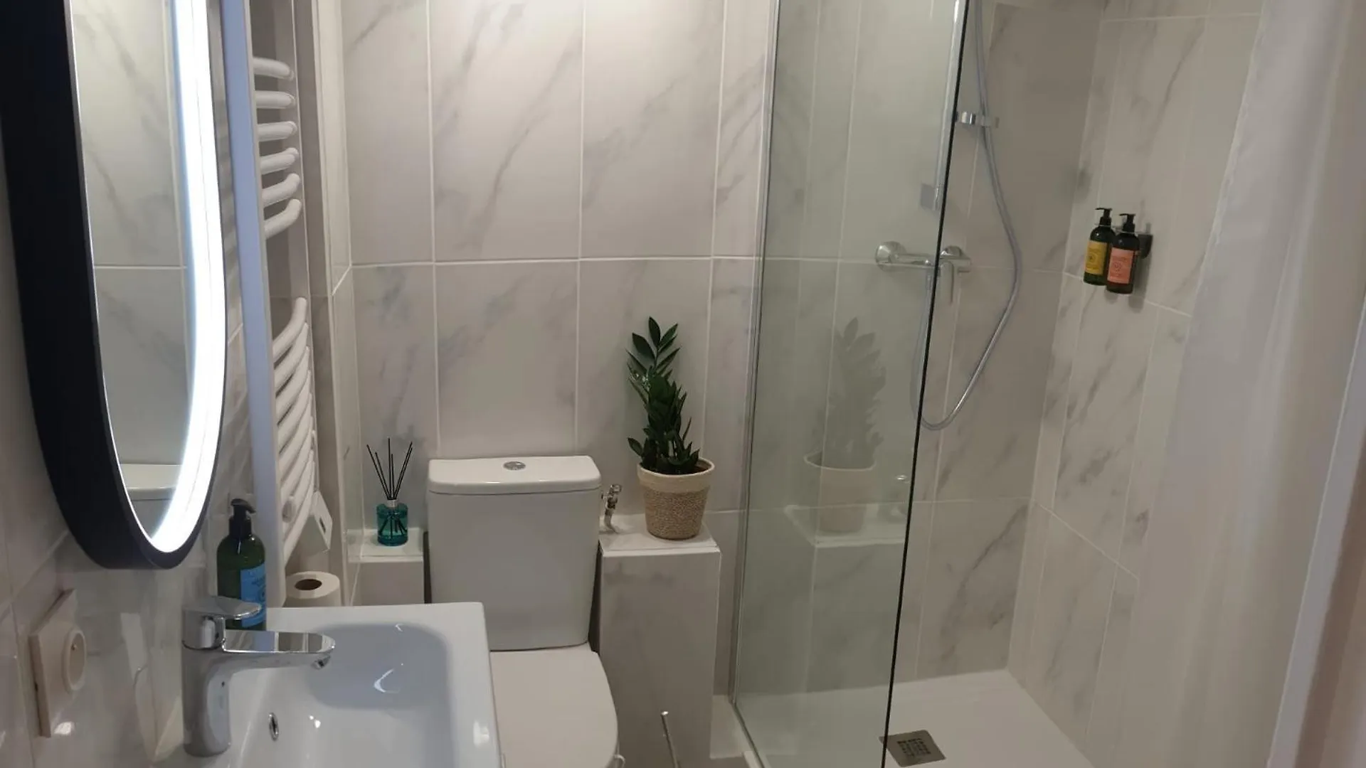 Apartment Joli Appart Hyper Calme Quartier Mairie Aix-en-Provence